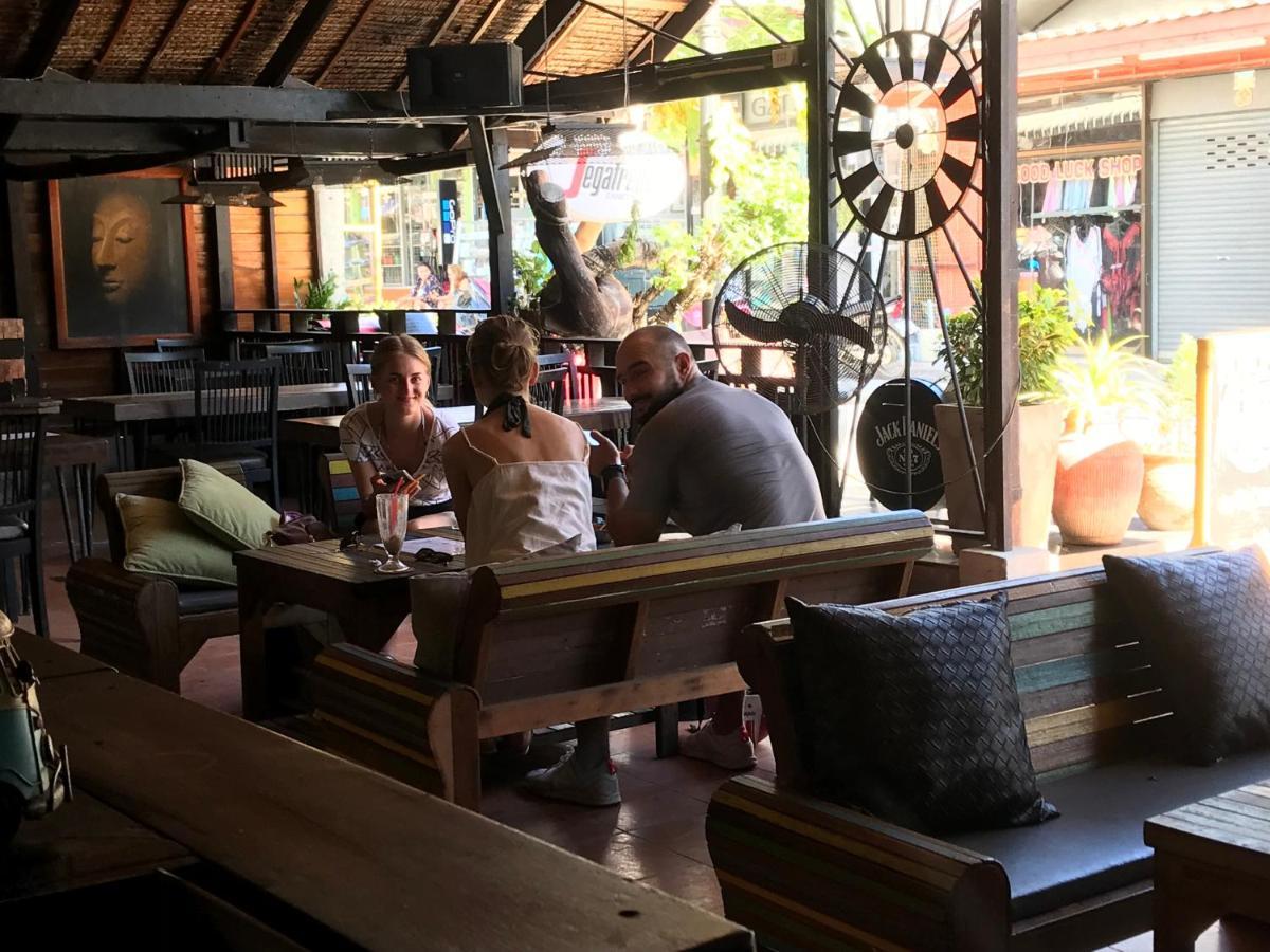 Outback1990 Hostel Haad Rin Ngoại thất bức ảnh