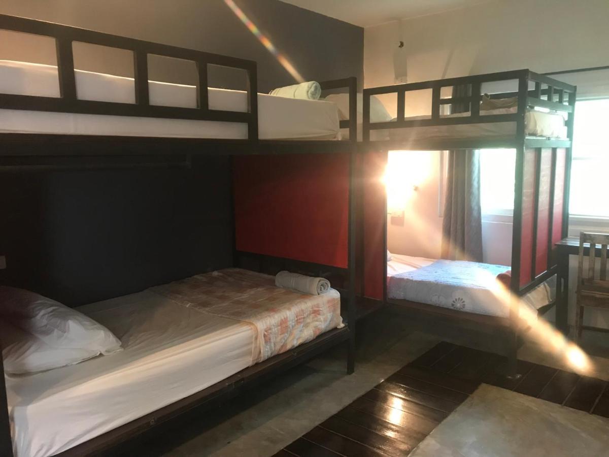 Outback1990 Hostel Haad Rin Ngoại thất bức ảnh